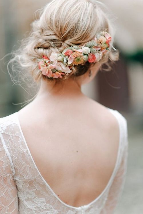 couronne de fleurs mariage pastel