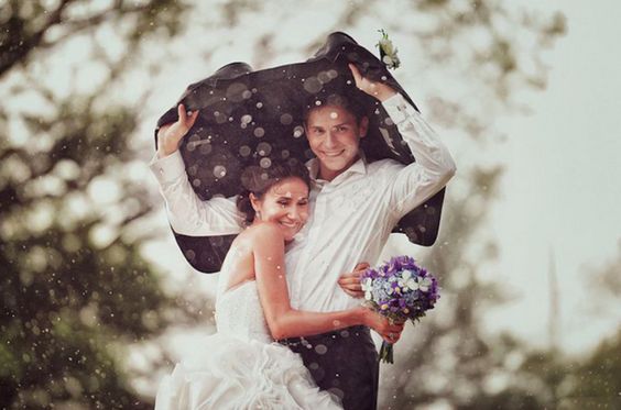 Romantiques photos sous la pluie !