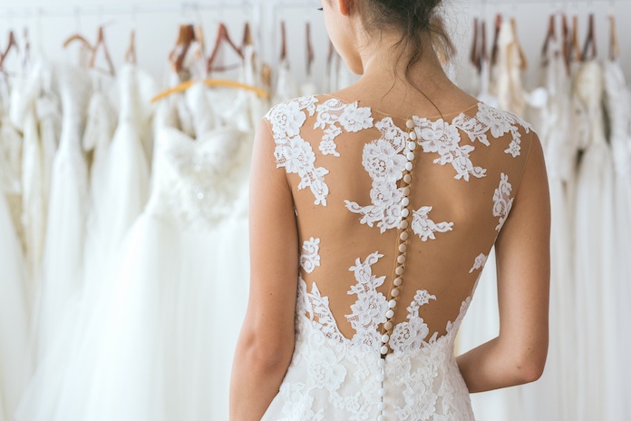 quand acheter sa robe de mariée, boutique robe de mariée