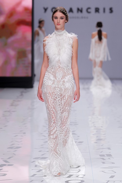 robe de mariée à plumes