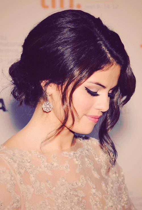 chignon mariée visage rond
