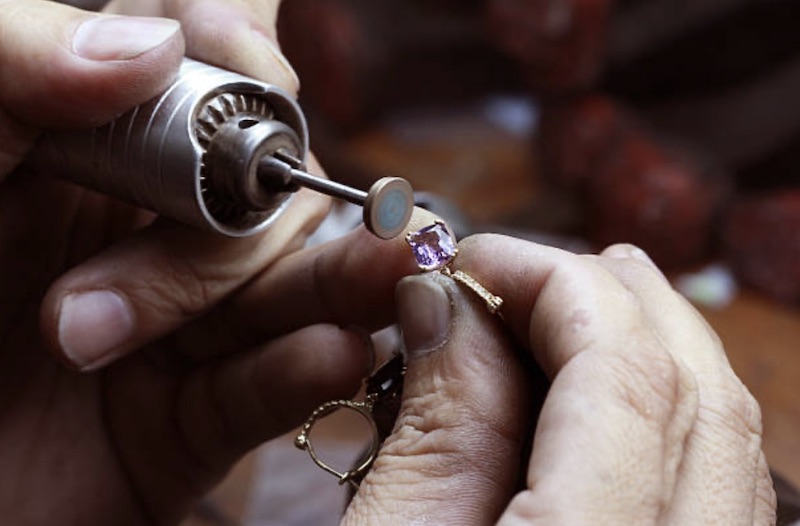 artisan joaillier création bague de fiançailles