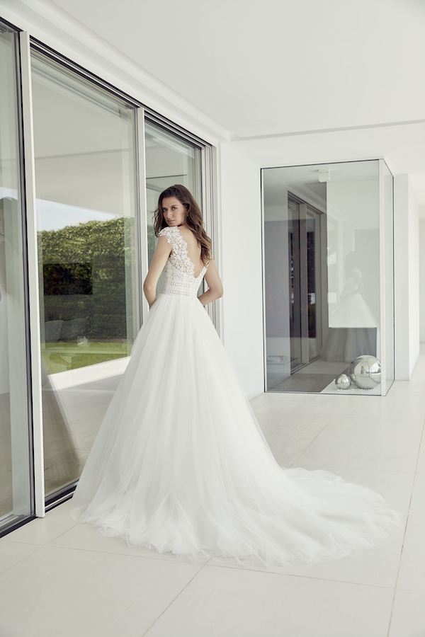 Modèle 222-02 - Divina Sposa