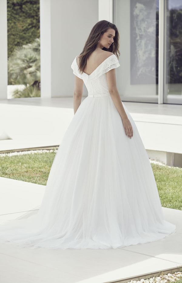 Modèle 222-09 - Divina Sposa