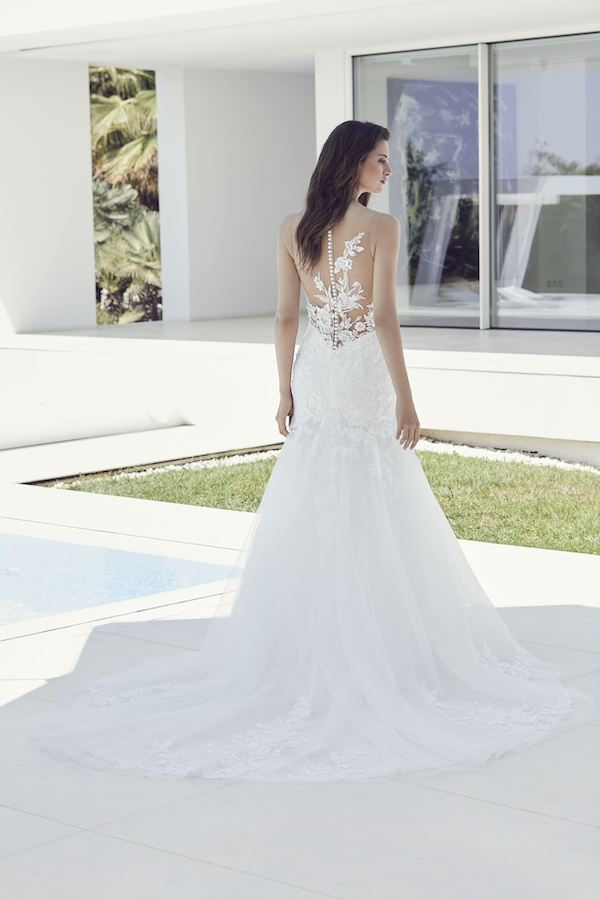 Modèle 222-19 - Divina Sposa