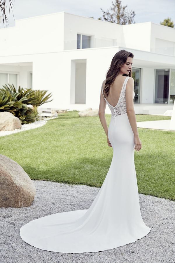 Modèle 222-23 - Divina Sposa