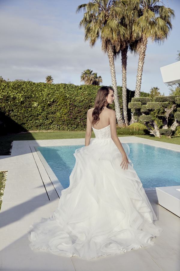 Modèle 222-24 - Divina Sposa