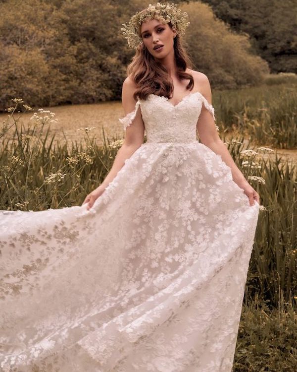 Flora - Stephanie Allin