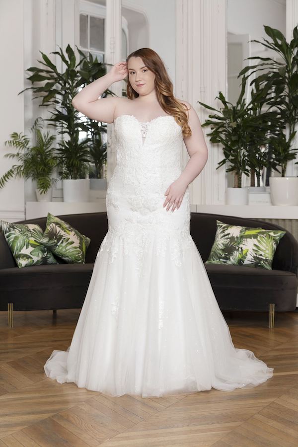Modèle 228-04 - Curvy