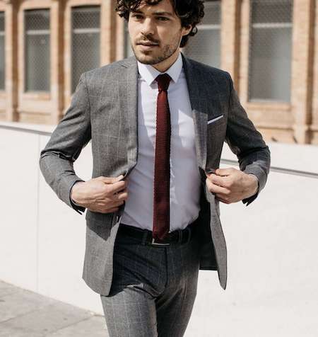 costume mariage gris
