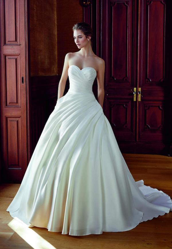Modèle 232-05 - Divina Sposa