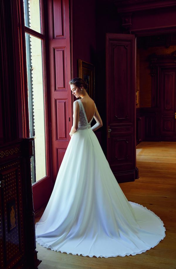 Modèle 232-19 - Divina Sposa