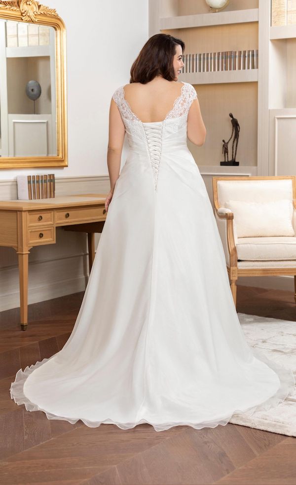 Modèle 238-07 - Curvy