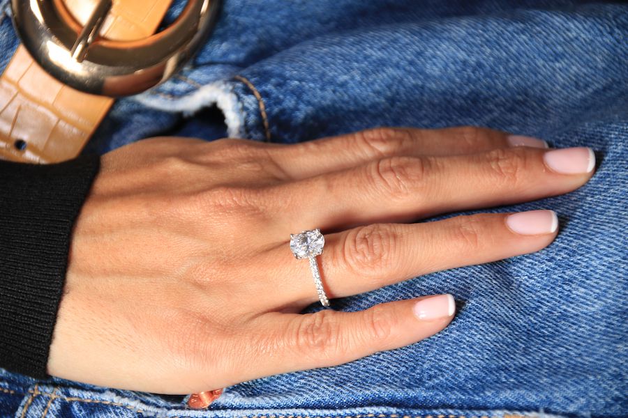 La « Black Friday Week » de Celinni : des remises incroyables  sur les bijoux mariage en diamant !