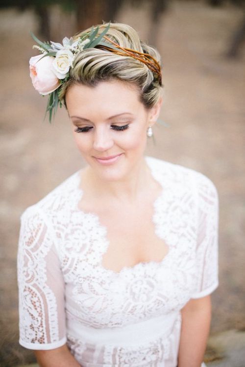 coiffure mariage cheveux courts